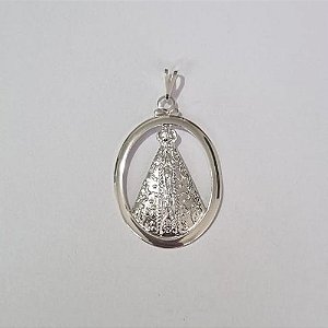 PINGENTE FOLHEADO A PRATA COM 50 MILÉSIMOS + VERNIZ DIAMOND NOSSA SENHORA APARECIDA OVAL VAZADA 23X31MM PRPG000035