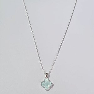GARGANTILHA FOLHEADA A PRATA COM 50 MILÉSIMOS + VERNIZ DIAMOND CORRENTE VENEZIANA 45CM PINGENTE TREVO VERDE 10MM PRGG001057