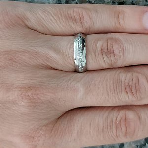 ALIANÇA EM AÇO INOXIDÁVEL 316L COM BRILHOS LARGURA 6MM (VALOR UNITÁRIO) ACAL000022