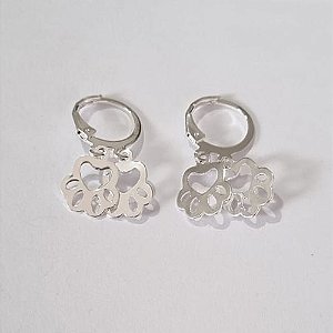 BRINCO FOLHEADO A PRATA COM 50 MILÉSIMOS + VERNIZ DIAMOND ARGOLA DE PRESSÃO PATINHA DUPLA 10MM PRBR000838