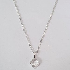 GARGANTILHA FOLHEADA A PRATA COM 50 MILÉSIMOS + VERNIZ DIAMOND CORRENTE VENEZIANA TREVO BRANCO VIDRO 10MM FECHO LAGOSTA PRGG001071
