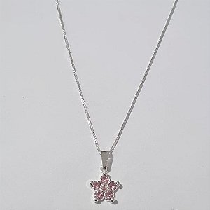 GARGANTILHA FOLHEADA A PRATA COM 50 MILÉSIMOS + VERNIZ DIAMOND CORRENTE VENEZIANA 45CM PINGENTE FLOR COM PEDRAS EM ZIRCÔNIAS ROSA 12MM PRGG001110