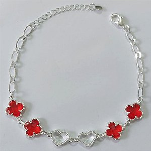 PULSEIRA FOLHEADA A PRATA COM 50 MILÉSIMOS + VERNIZ DIAMOND 19CM COM 4 TREVOS VERMELHOS VIDRO 10MM E 2 CORAÇÕES BRANCOS VIDRO 10MM + EXTENSOR PRPS000905