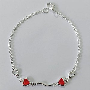 PULSEIRA FOLHEADA A PRATA COM 50 MILÉSIMOS + VERNIZ DIAMOND CORRENTE 18CM CORAÇÕES DE CRISTAL VERMELHO COM EXTENSOR E FECHO LAGOSTA PRPS000910
