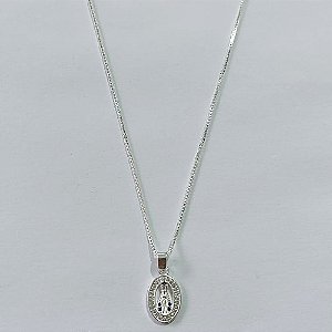 GARGANTILHA FOLHEADA A PRATA COM 50 MILÉSIMOS + VERNIZ DIAMOND CORRENTE VENEZIANA 45CM PINGENTE NOSSA SENHORA APARECIDA COM MICRO ZIRCÔNIAS 8MM PRGG001141