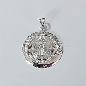PINGENTE FOLHEADO A PRATA COM 50 MILÉSIMOS + VERNIZ DIAMOND PINGENTE MEDALHA NOSSA SRA APARECIDA 17MM PRPG000058