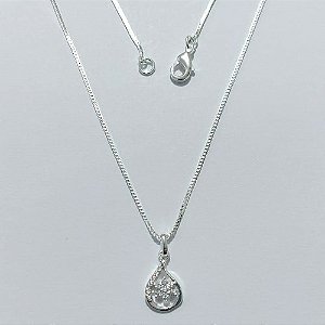 GARGANTILHA FOLHEADA A PRATA COM 50 MILÉSIMOS + VERNIZ DIAMOND CORRENTE VENEZIANA PINGENTE GOTA COM FLOR EM MICRO ZIRCÔNIAS 8MM PRGG001206