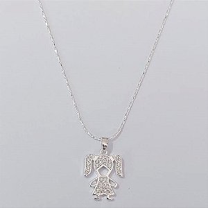 GARGANTILHA FOLHEADA A PRATA COM 50 MILÉSIMOS + VERNIZ DIAMOND CORRENTE L 11  45CM + EXTENSOR PINGENTE MENINA CRAVEJADA EM MICROS ZIRCÔNIAS 17MM PRGG001213
