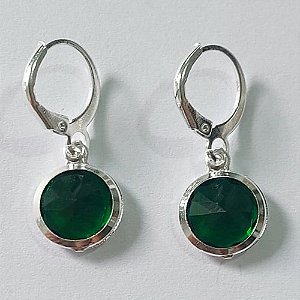BRINCO FOLHEADO A PRATA COM 50 MILÉSIMOS + VERNIZ DIAMOND ARGOLA DE PRESSÃO COM ZIRCÔNIA VERDE ESCURO 11MM PRBR000981