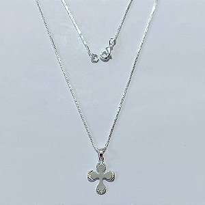 GARGANTILHA FOLHEADA A PRATA COM 50 MILÉSIMOS + VERNIZ DIAMOND CORRENTE VENEZIANA 45CM PINGENTE CRUCIFIXO ARREDONDADO PRGG001237