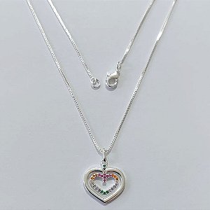 GARGANTILHA FOLHEADA A PRATA COM 50 MILÉSIMOS + VERNIZ DIAMOND CORRENTE VENEZIANA 45CM PINGENTE CORAÇÃO VAZADO COM MICRO ZIRCÔNIAS 16MM PRGG001241