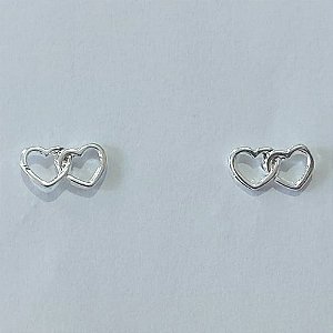BRINCO FOLHEADO A PRATA COM 50 MILÉSIMOS + VERNIZ DIAMOND BRINCO PINO CORAÇÃO DUPLO 12MM PRBR001048
