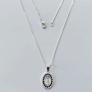 GARGANTILHA FOLHEADA A PRATA COM 50 MILÉSIMOS + VERNIZ DIAMOND CORRENTE VENEZIANA NOSSA SENHORA APARECIDA COM MICRO ZIRCÔNIAS 12X18MM PRGG001318