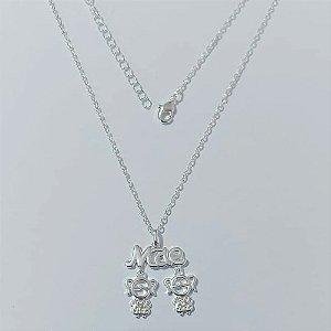GARGANTILHA FOLHEADA A PRATA COM 50 MILÉSIMOS + VERNIZ DIAMOND CORRENTE CADEADO 45CM PINGENTE MÃE COM 2 MENINAS CIM MICRO ZIRCÔNIAS PRGG001343