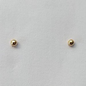 BRINCO FOLHEADO A OURO - BANHADO COM 5 MILÉSIMOS + VERNIZ DIAMOND - BRINCO DE PINO PARA RECÉM NASCIDO BOLINHA 2MM (OURO064) OUBR000124
