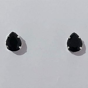 BRINCO FOLHEADO A PRATA COM 50 MILÉSIMOS + VERNIZ DIAMOND COM ZIRCÔNIA PRETO 8X10MM PRBR001063