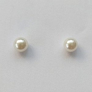 BRINCO FOLHEADO A OURO - BANHADO COM 5 MILÉSIMOS + VERNIZ DIAMOND - BRINCO DE PINO PÉROLA 5MM (OURO087) OUBR000142