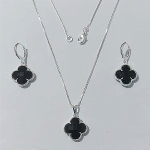 CONJUNTO FOLHEADO A PRATA COM 50 MILÉSIMOS + VERNIZ DIAMOND CORRENTE VENEZIANA 45CM PINGENTE TREVO PRETO VIDRO 13MM E BRINCOS COM ARGOLA DE PRESSÃO TREVO PRETO VIDRO 13MM PRCJ000119