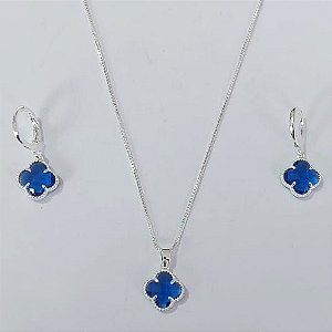 CONJUNTO FOLHEADO A PRATA COM 50 MILÉSIMOS  + VERNIZ DIAMOND CORRENTE 45CM PINGENTE E BRINCOS ARGOLA DE PRESSÃO TREVO AZUL ESCURO VIDRO 10MM PRCJ000121