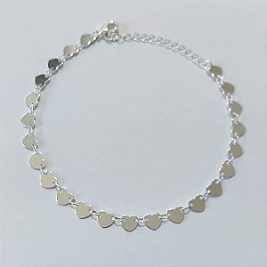 PULSEIRA FOLHEADA A PRATA COM 50 MILÉSIMOS + VERNIZ DIAMOND - PULSEIRA COM CORAÇÕES LISOS - TAMANHO: 18CM - FECHO LAGOSTA PRPS001047