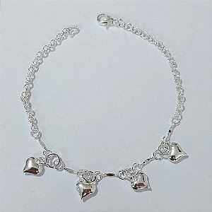 PULSEIRA FOLHEADA A PRATA COM 50 MILÉSIMOS + VERNIZ DIAMOND - PULSEIRA COM CORAÇÕES LISOS- TAMANHO: 19CM - FECHO LAGOSTA PRPS001050