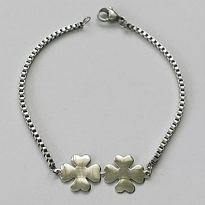 PULSEIRA EM AÇO INOXIDÁVEL- (ACO1035) - PULSEIRA COM TREVO LISO 12MM- TAMANHO 17CM - FECHO LAGOSTA - COMPOSIÇÃO: AÇO INOXIDÁVEL - (AÇO1480) ACPS000616