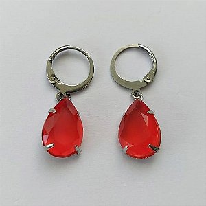 BRINCO EM AÇO INOXIDÁVEL - BRINCOS ARGOLAS DE PRESSÃO COM PINGENTES EM RESINAS VERMELHAS 10X14MM - COMPOSIÇÃO: AÇO INOXIDÁVEL - (AÇO1693)ACBR000254