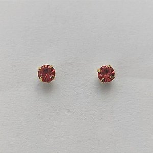 BRINCO FOLHEADO A OURO - BANHADO COM 5 MILÉSIMOS + VERNIZ DIAMOND -  BRINCO DE PINO STRASS ROSA 3MM - (OURO254)OUBR000211