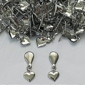 BRINCO EM AÇO INOXIDÁVEL - BRINCOS DE PINO COM PINGENTE CORAÇÃO LISO 6MM - COMPOSIÇÃO: AÇO INOXIDÁVEL - (AÇO1754) ACBR000291