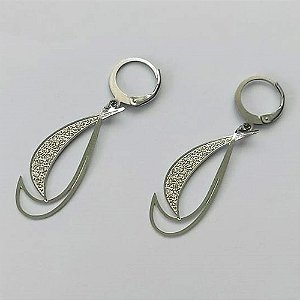 BRINCO EM AÇO INOXIDÁVEL- BRINCO ARGOLINHA DE PRESSÃO COM PINGENTE GOTA 18MM - COMPOSIÇÃO: AÇO INOXIDÁVEL - (AÇO1786) ACBR000314
