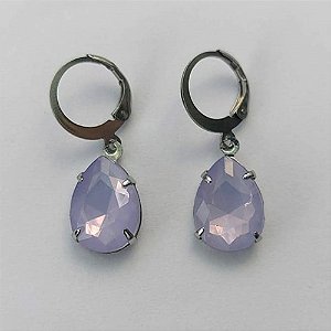 BRINCO EM AÇO INOXIDÁVEL - BRINCO ARGOLINHA DE PRESSÃO COM PINGENTE EM RESINA LILÁS 3X7MM - COMPOSIÇÃO: AÇO INOXIDÁVEL - (AÇO1802)ACBR000319