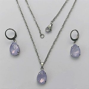 CONJUNTO EM AÇO INOXIDÁVEL - (AÇO03) GARGANTILHA COM CORRENTE 50CM E PINGENTE EM RESINA LILÁS 3X7MM - COMPOSIÇÃO: AÇO INOXIDÁVEL - (AÇO1804) ACCJ000085