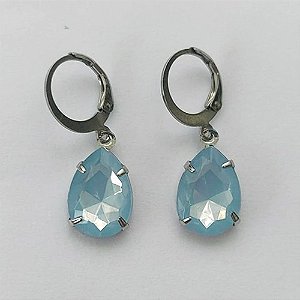 BRINCO EM AÇO INOXIDÁVEL - BRINCO ARGOLINHA DE PRESSÃO COM PINGENTE EM RESINA AZUL CLARO 3X7MM - COMPOSIÇÃO: AÇO INOXIDÁVEL - (AÇO1817) ACBR000324