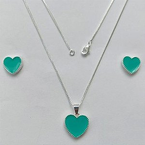 CONJUNTO FOLHEADO A PRATA COM 50 MILÉSIMOS + VERNIZ DIAMOND - CONJUNTO COM CORRENTE VENEZIANA 45CM - BRINCOS DE PINO CORAÇÃO ESMALTADO 11MM E PINGENTE EM CORAÇÃO ESMALTADO VERDE CLARO 15MM - (PRA235)PRCJ000166