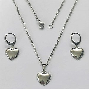 CONJUNTO EM AÇO INOXIDÁVEL - CONJUNTO EM AÇO INOXIDÁVEL CORRENTE 50CM (AÇO03) BRINCO ARGOLA DE PRESSÃO E PINGENTE CORAÇÃO 12MM - COMPOSIÇÃO: AÇO INOXIDÁVEL - (AÇO1951) ACCJ000098