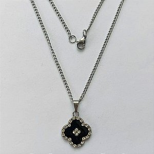 GARGANTILHA EM AÇO INOXIDÁVEL -  GARGANTILHA COM CORRENTE 42CM E PINGENTE VAN CLEEF PRETO COM CRISTAIS 16MM - COMPOSIÇÃO: AÇO INOXIDÁVEL - (AÇO1961) ACGG000402
