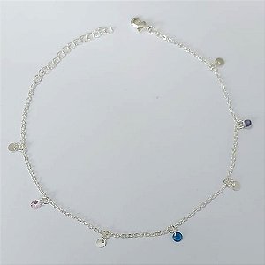 TORNOZELEIRA FOLHEADA A PRATA COM 50 MILÉSIMOS + VERNIZ DIAMOND - TORNOZELEIRA 22CM COM BOLINHAS LISAS E ZIRCÔNIAS COLORIDAS- FECHO LAGOSTA (PRA432)  PRTO000133