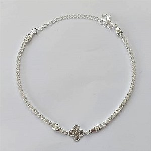 PULSEIRA FOLHEADA A PRATA COM 50 MILÉSIMOS + VERNIZ DIAMOND - PULSEIRA TODA EM ZIRCÔNIA 18CM + EXTENSOR E PINGENTE TREVO 10MM  (PRA500) PRPS001172