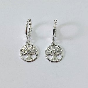 BRINCO FOLHEADA A PRATA COM 50 MILÉSIMOS + VERNIZ DIAMOND - BRINCOS DE ARGOLA DE PRESSÃO PINGENTE ÁRVORE DA VIDA 11MM PRBR001253