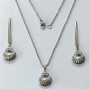 CONJUNTO EM AÇO INOXIDÁVEL - CONJUNTO COM CORRENTE 50CM (AÇO03C) BRINCO DE PINO BASE COMPRIDA E PINGENTE CONCHA DUPLA 18MM - COMPOSIÇÃO: AÇO INOXIDÁVEL - (AÇO2179) ACCJ000119