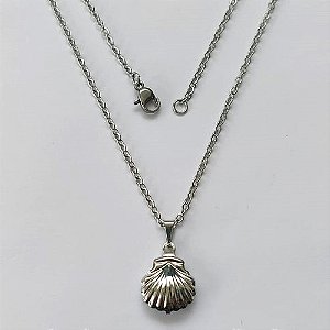 GARGANTILHA EM AÇO INOXIDÁVEL - (ACO03C) GARGANTILHA COM CORRENTE 50CM E PINGENTE CONCHA DUPLA 18MM - COMPOSIÇÃO: AÇO INOXIDÁVEL - (AÇO2189) ACGG000486
