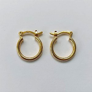 BRINCO FOLHEADO A OURO - BANHADO COM 5 MILÉSIMOS + VERNIZ DIAMOND - BRINCO ARGOLA 15MM - (OURO569)OUBR000366