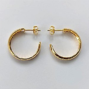 BRINCO FOLHEADO A OURO - BANHADO COM 5 MILÉSIMOS + VERNIZ DIAMOND - BRINCO DE PINO ARGOLA 3X22MM - (OURO571) OUBR000368