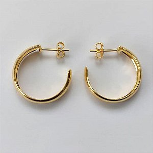 BRINCO FOLHEADO A OURO - BANHADO COM 5 MILÉSIMOS + VERNIZ DIAMOND - BRINCO DE PINO ARGOLA 22MM - (OURO575) OUBR000372