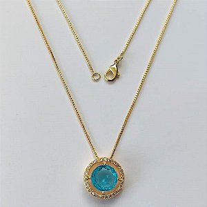 GARGANTILHA FOLHEADA A OURO - COM CORRENTE VENEZIANA 45CM E PINGENTE CRAVEJADO COM MICRO ZIRCÔNIAS E ZIRCÔNIA AZUL 10MM (OURO632) OUGG000170
