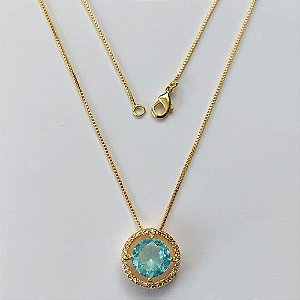 GARGANTILHA FOLHEADA A OURO - COM CORRENTE VENEZIANA 45CM E PINGENTE CRAVEJADO COM MICRO ZIRCÔNIAS E ZIRCÔNIA AZUL CLARO 10MM (OURO631) OUGG000171