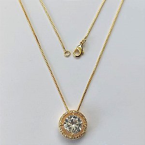 GARGANTILHA FOLHEADA A OURO - COM CORRENTE VENEZIANA 45CM E PINGENTE CRAVEJADO COM MICRO ZIRCÔNIAS E ZIRCÔNIA CRISTAL 10MM (OURO625) OUGG000177