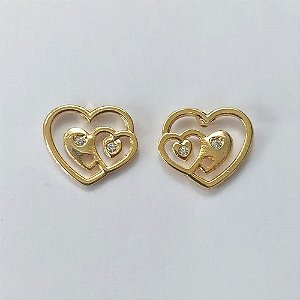 BRINCO FOLHEADO A OURO - BANHADO COM 5 MILÉSIMOS + VERNIZ DIAMOND - BRINCO DE PINO CORAÇÃO COM MICRO ZIRCÔNIA 12MM - (OURO657) OUBR000392