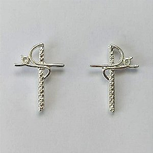 BRINCO FOLHEADO A PRATA COM 50 MILÉSIMO+ VERNIZ DIAMOND CRUCIFIXO 12MM - (PRA671) PRBR001370