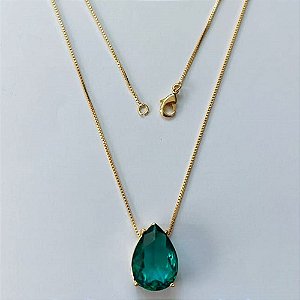 GARGANTILHA FOLHEADA A OURO - BANHADO COM 5 MILÉSIMOS + VERNIZ DIAMOND - CORRENTE VENEZIANA 45CM E PINGENTE EM ZIRCÔNIA VERDE 12X17MM - (OURO682)OUGG000190